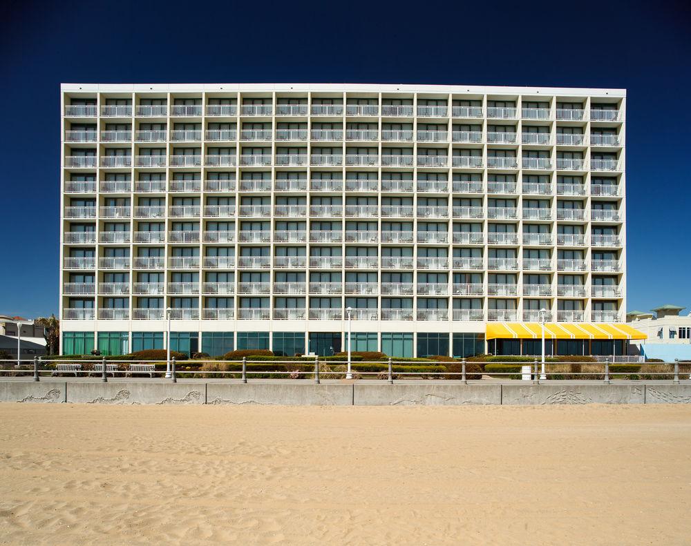 Holiday Inn Express Hotel & Suites Virginia Beach Oceanfront, An Ihg Hotel Экстерьер фото